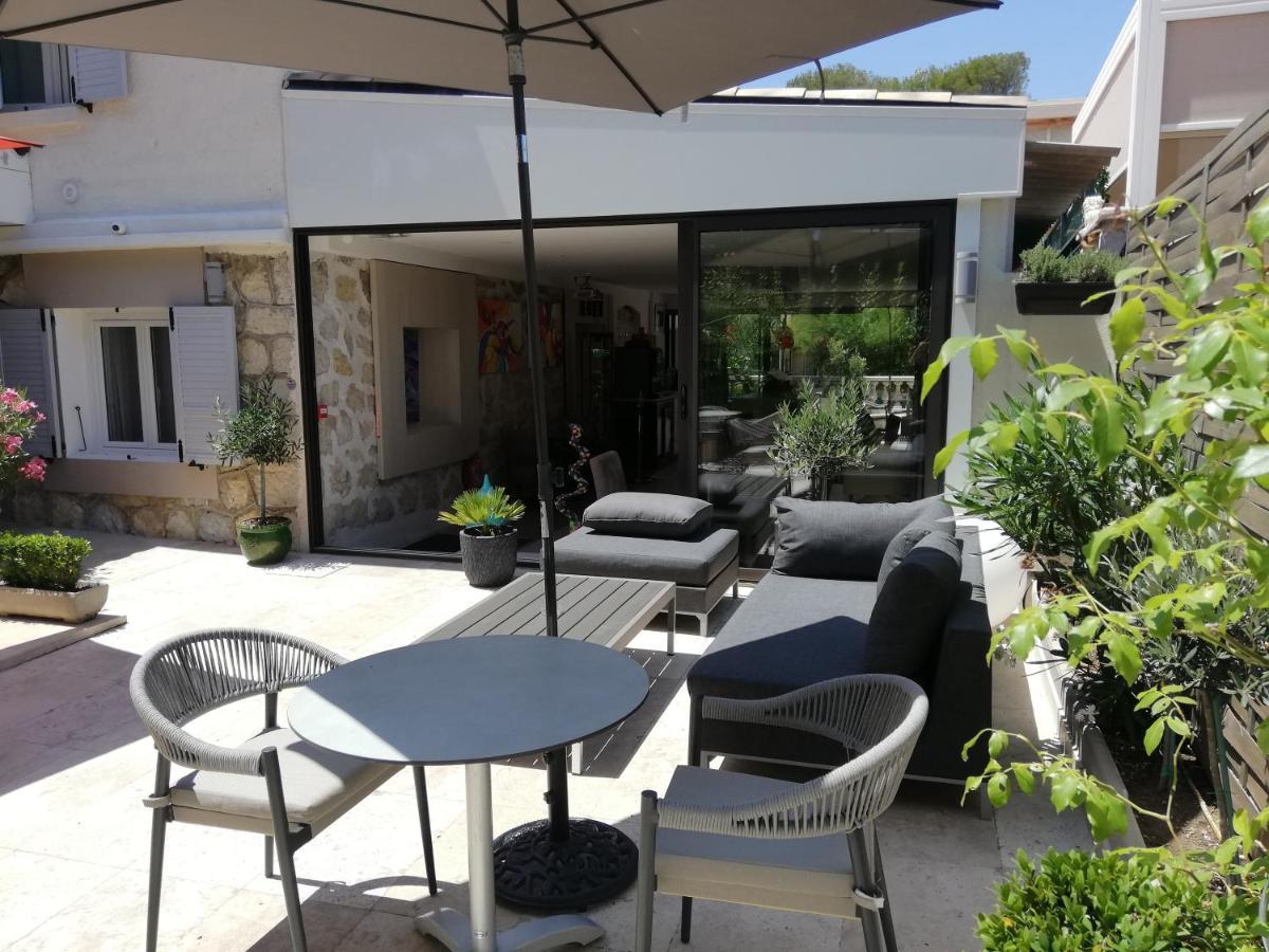 Hotel Miramar- Cap D'Antibes - La Garoupe Plage Dış mekan fotoğraf