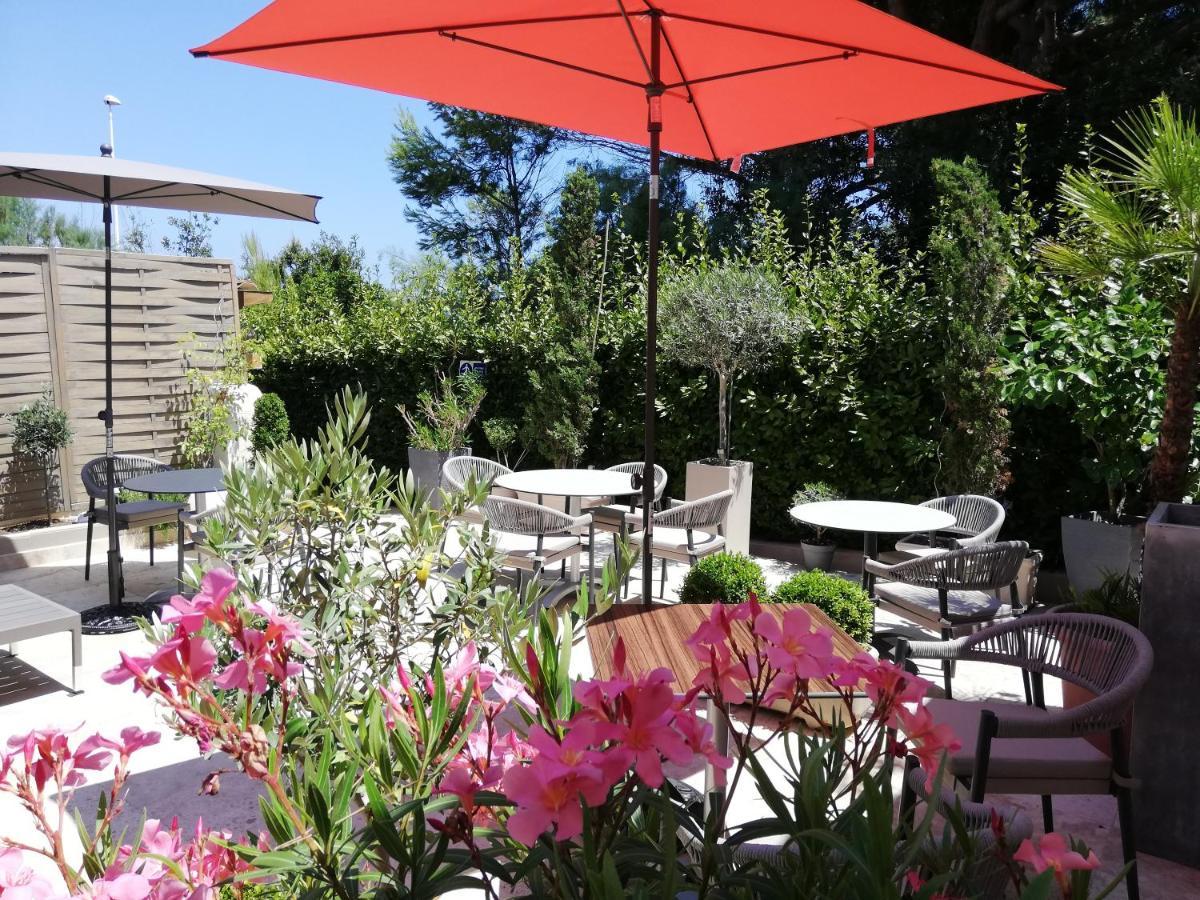 Hotel Miramar- Cap D'Antibes - La Garoupe Plage Dış mekan fotoğraf