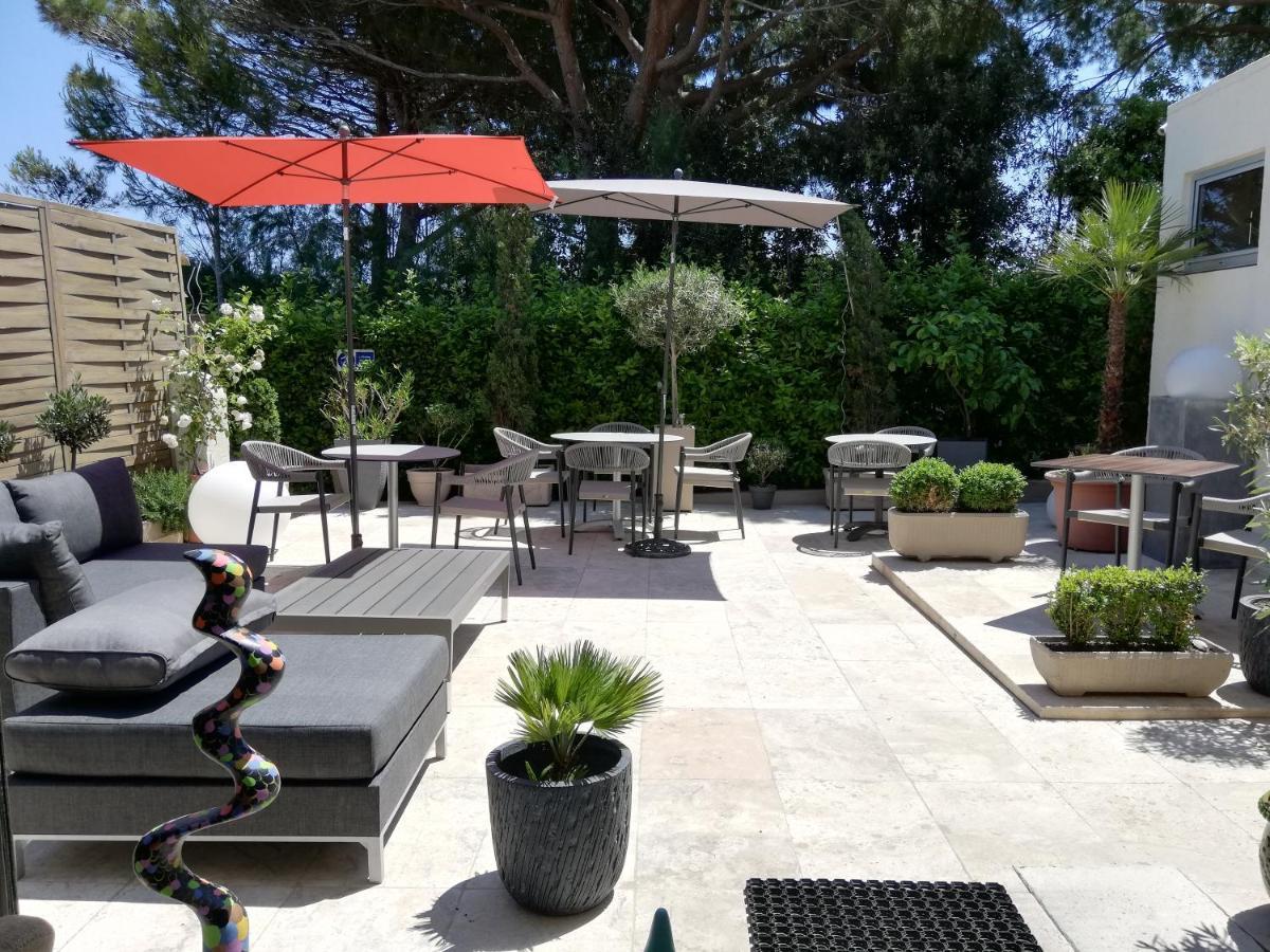 Hotel Miramar- Cap D'Antibes - La Garoupe Plage Dış mekan fotoğraf