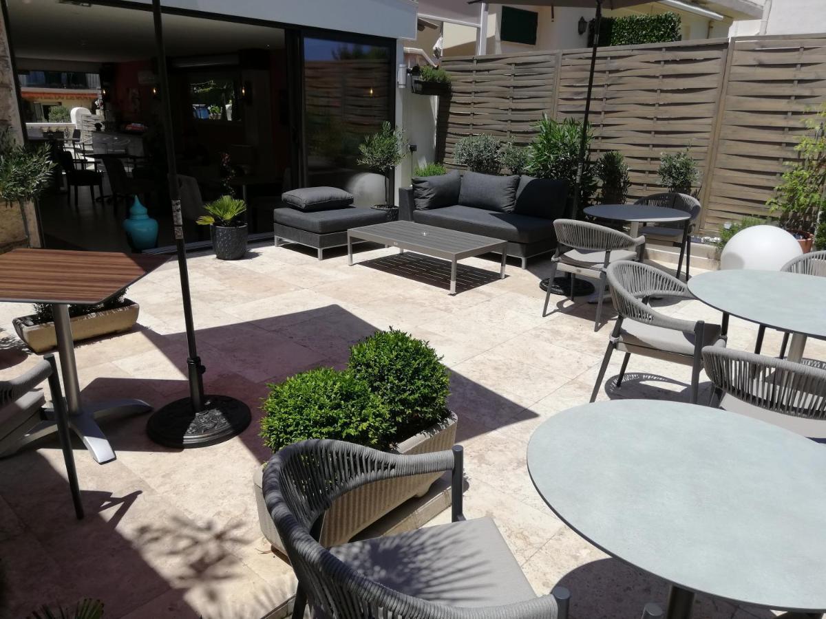 Hotel Miramar- Cap D'Antibes - La Garoupe Plage Dış mekan fotoğraf