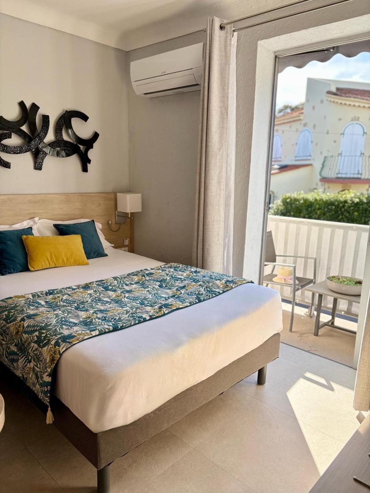 Hotel Miramar- Cap D'Antibes - La Garoupe Plage Dış mekan fotoğraf